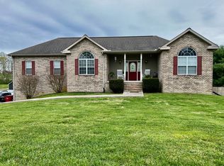 260 John Henry Rd, Westmoreland, TN 37186