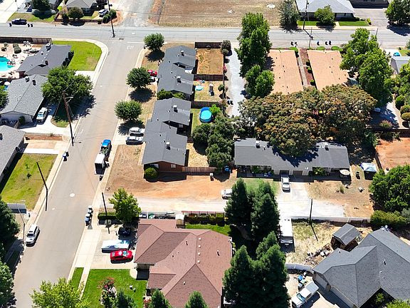 2nd image of 2250 Suzette Ave