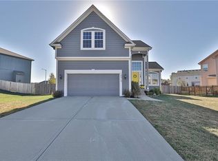 16515 S Lyons St, Gardner, KS 66030