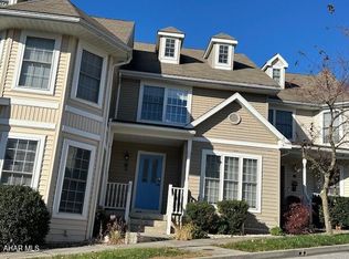 511 Baldwin Ln, Hollidaysburg, PA 16648