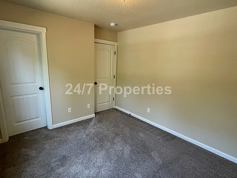 16225 SE Pinot Rd — Photo 29