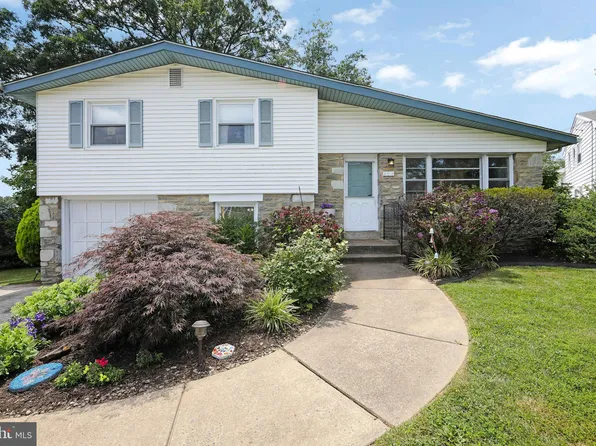 2814 Rossiter Ave, Abington, PA 19001