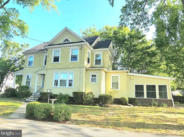 321 S Walnut St, Milford, DE 19963