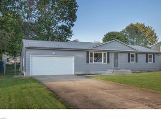 4590 Sheffield Dr, Youngstown, OH