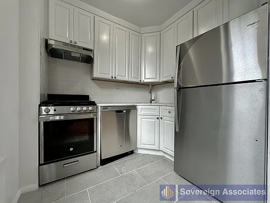 Rented by Sovereign Associates | media 9