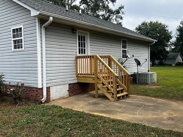 2nd image of 148 Burns Rd