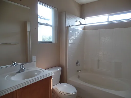 3776 Lodina Ct — Photo 7