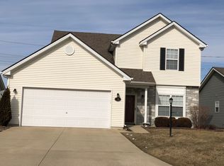 704 Lauterbur Ln, Champaign, IL 61822