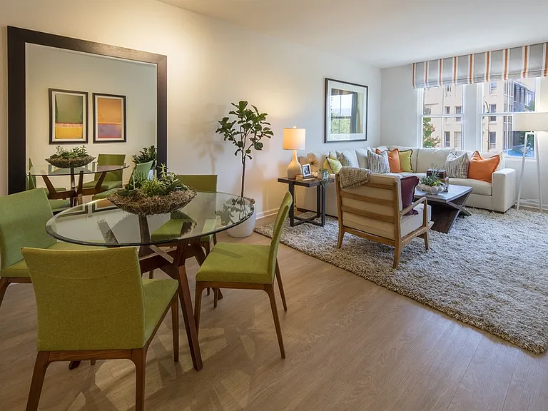 Franklin Street Apartment Homes — Photo 3