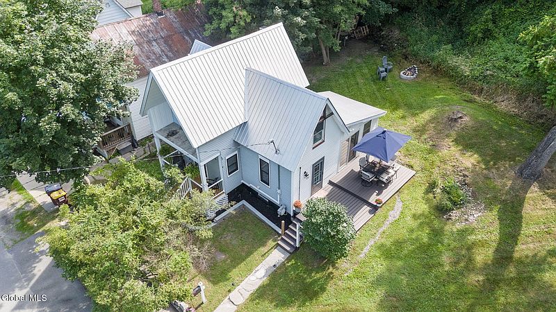 2nd image of 26 Derby Street