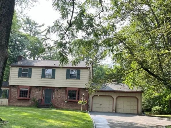 32 Childsworth Ave, Bernardsville Boro, NJ 07924