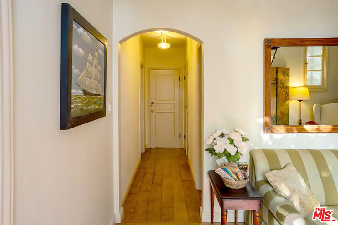 1 bed, 1.0 bath, 600 sqft, $4,500 — Photo 4