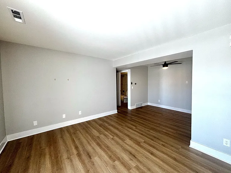 CherryVale Apartments — Photo 9