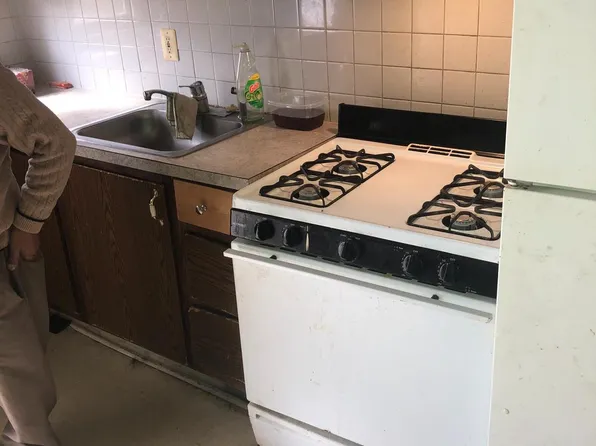 1813 Ramsay St, Baltimore, MD 21223