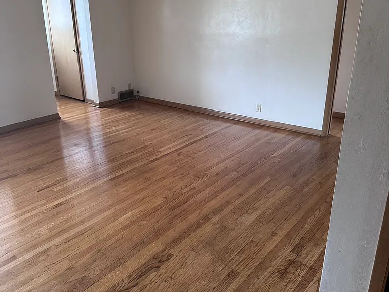 7721 W Lisbon Ave #4 — Photo 10