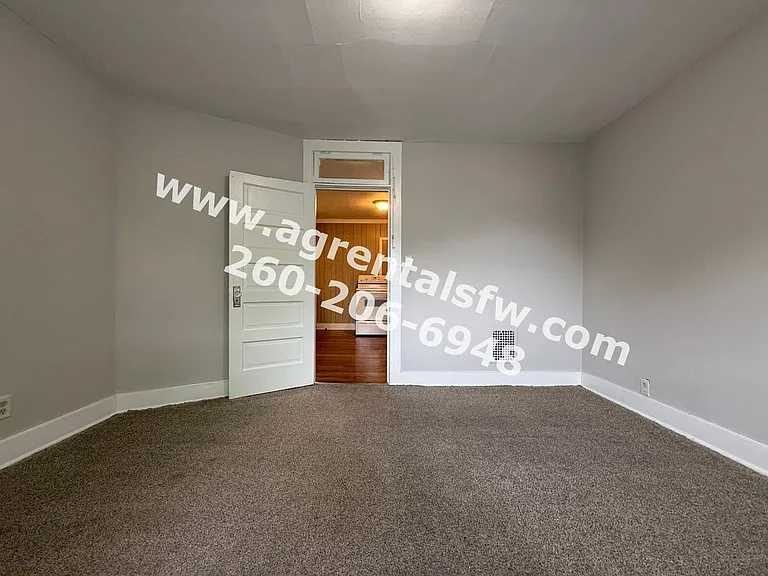 2919 S Harrison St — Photo 7
