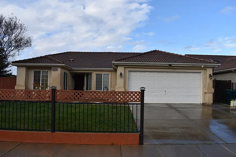 2214 W China Bar Dr photo 1
