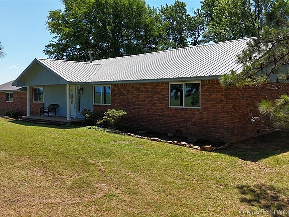 5th image of 422502 E 1100th Rd