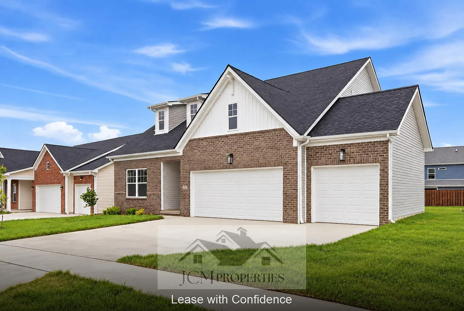 132 Clearwater Dr — Photo 2
