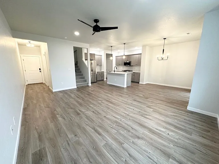 6832 W Corona St — Photo 11
