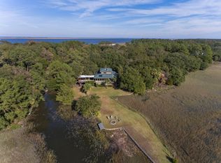 2 Palmetto Grove Ln, Beaufort, SC 29907
