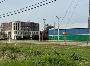 Veterans Memorial Blvd, Kenner, LA 70062