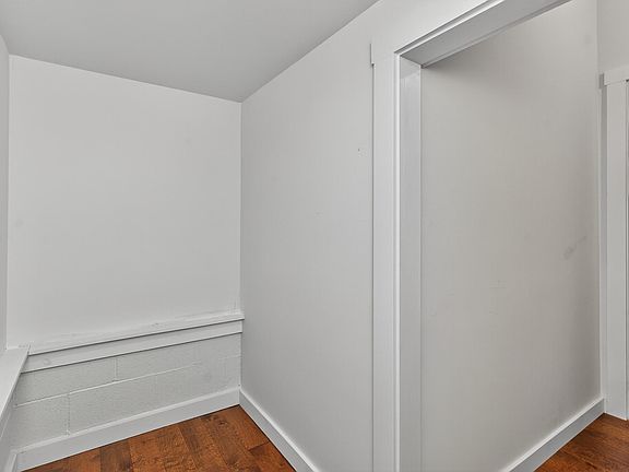 5th image of 106 Janwell Dr