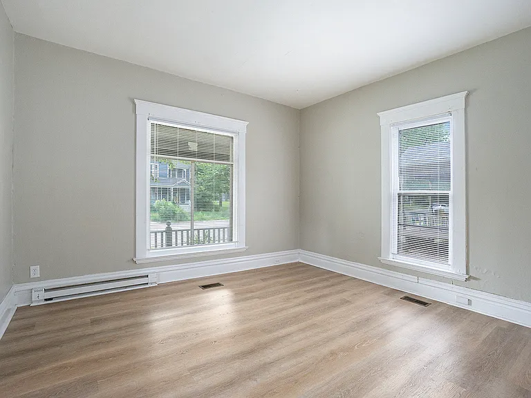 1008 S Westnedge Ave — Photo 4
