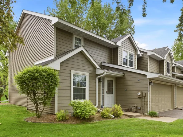 5267 Silver Maple Cir, Minnetonka, MN 55343