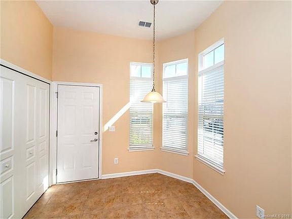 5th image of 19191 Mallard Dr