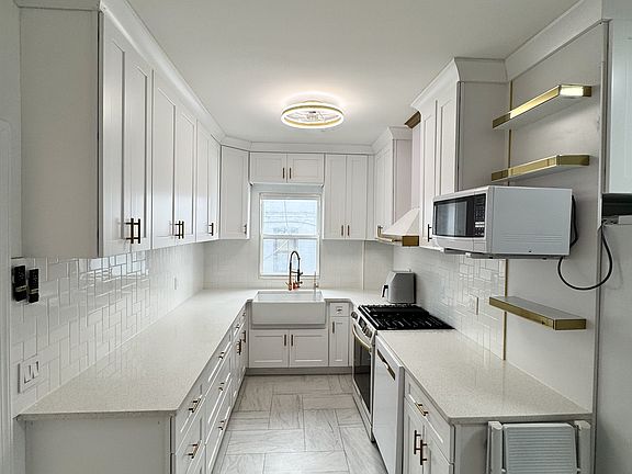 5th image of 22-11 37th St #1