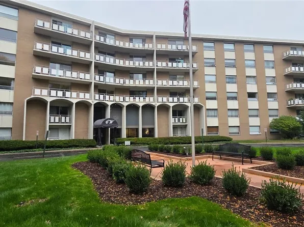 3400 Wooster Rd APT 313, Rocky River, OH 44116