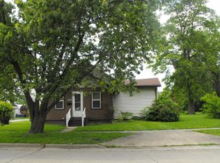 502 N Locust St, Centralia, IL 62801