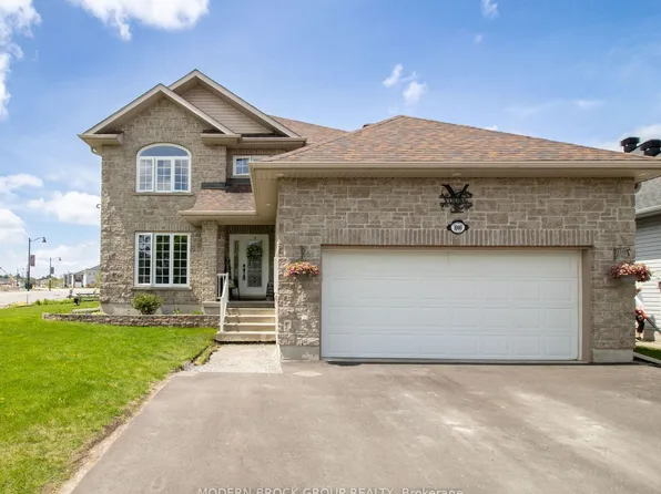 1000 Crestwood Dr, Brockville, ON K6V 7N1