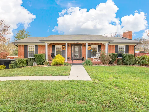 7232 Regency Rd, Knoxville, TN 37931