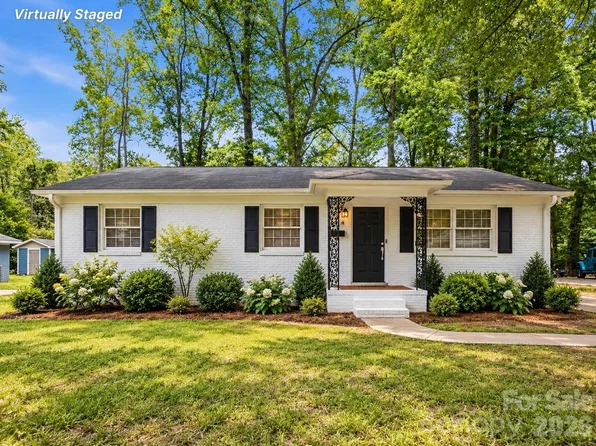6308 Covecreek Dr, Charlotte, NC 28215