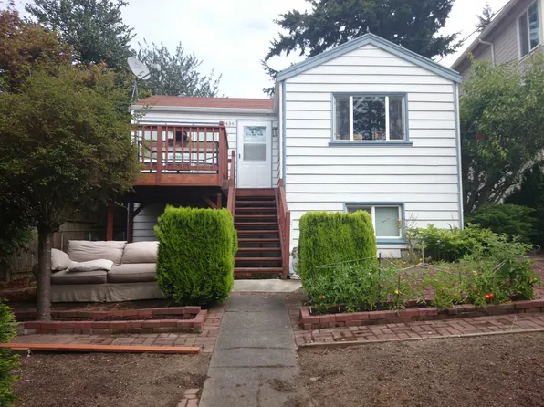 8436 42nd Ave SW, Seattle, WA 98136