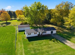 4866 Lovers Ln, Ravenna, OH 44266