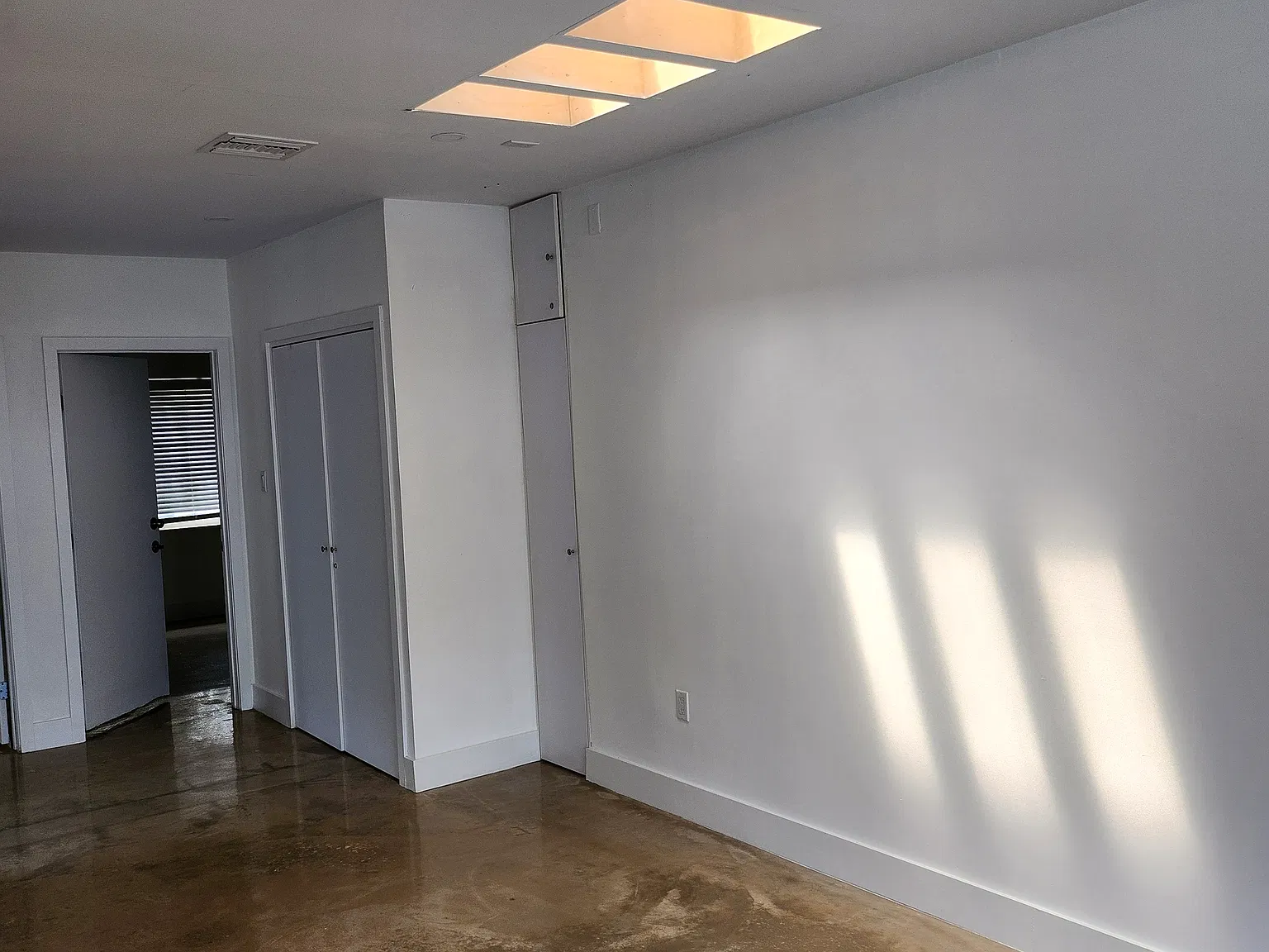 4620 N Miami Ave — Photo 4
