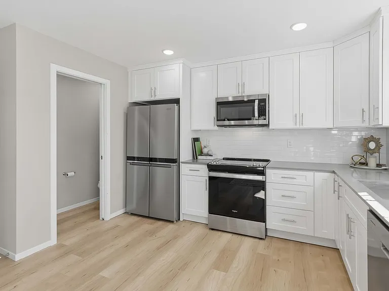 3536 S Brandon St #B — Photo 8