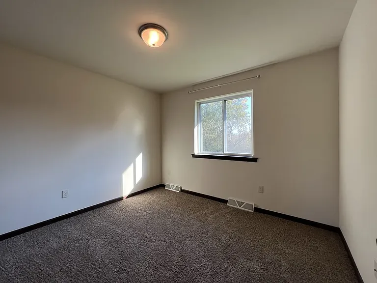 4922 Annabelle Ct — Photo 4