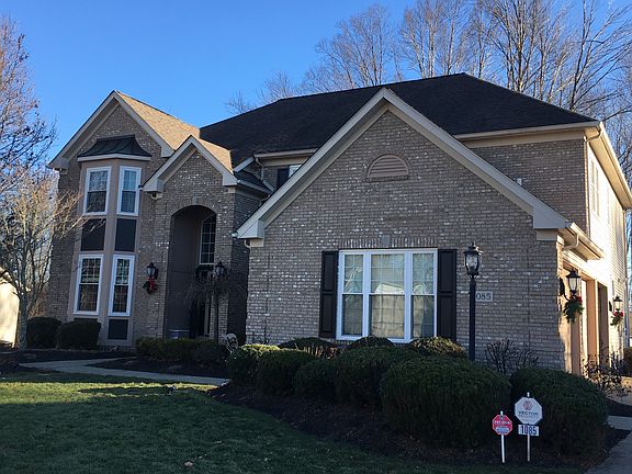 3rd image of 1085 W Parkway Blvd
