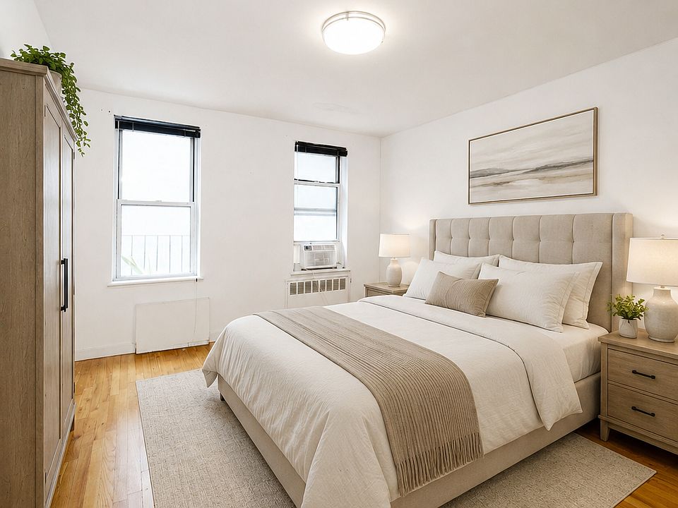 2nd image of 1645 2nd Ave APT 3B