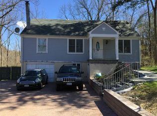 2226 Crompond Rd, Yorktown Heights, NY 10598