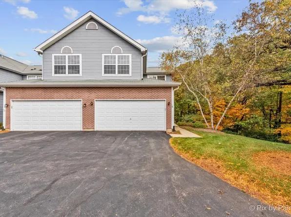 16 Brian Ct, Algonquin, IL 60102