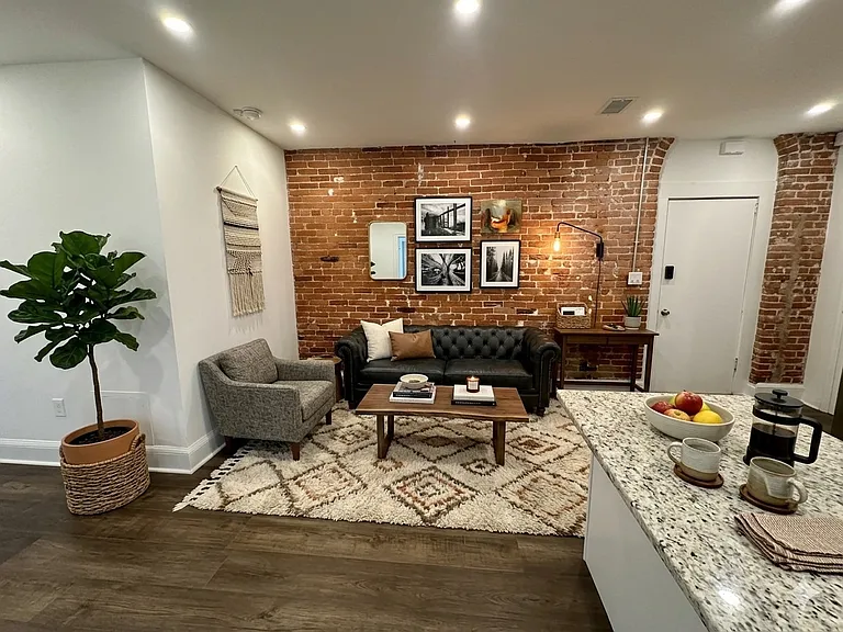 131 Sumac St #2B — Photo 4