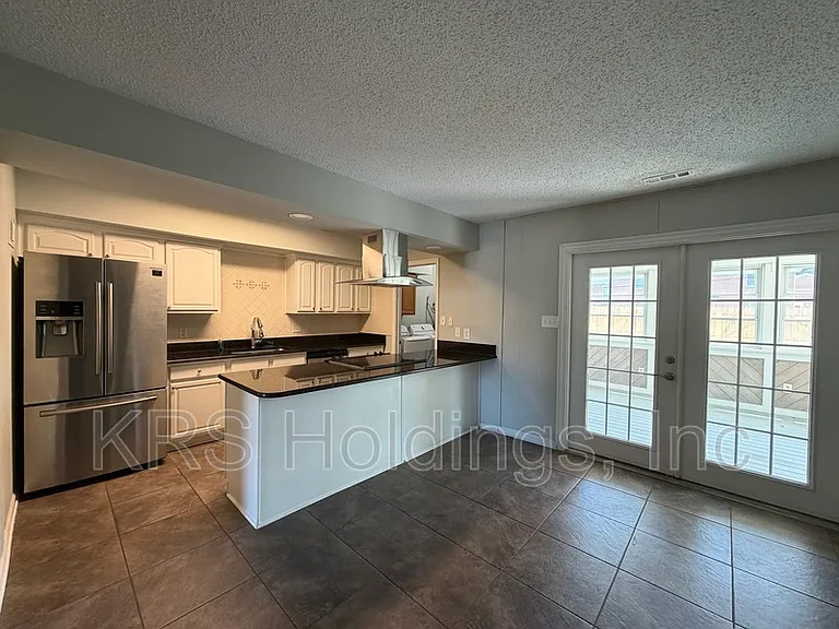 896 Jamestown Landing Rd — Photo 7