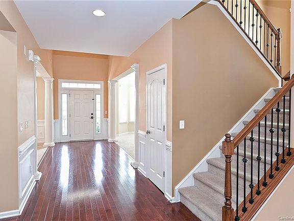 3rd image of 9714 Daufuskie Dr