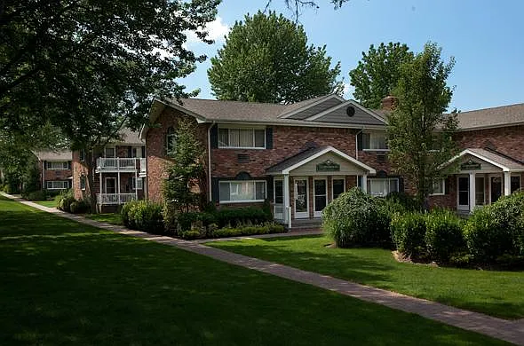 Fairfield Sunrise Gardens at Bohemia — Photo 20