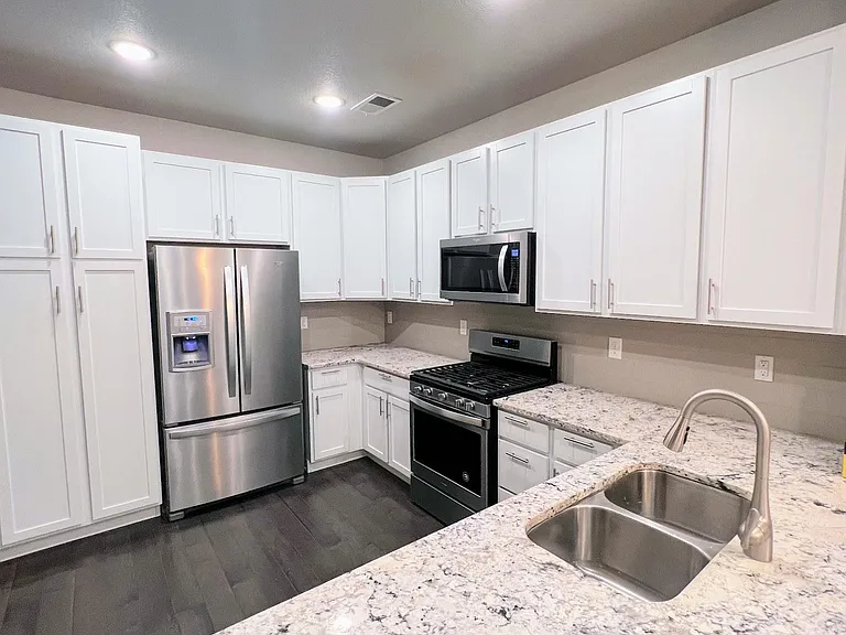 14722 E Belleview Ave — Photo 4
